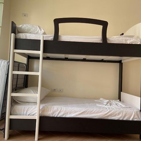 Ari Apartaments Влёра Экстерьер фото