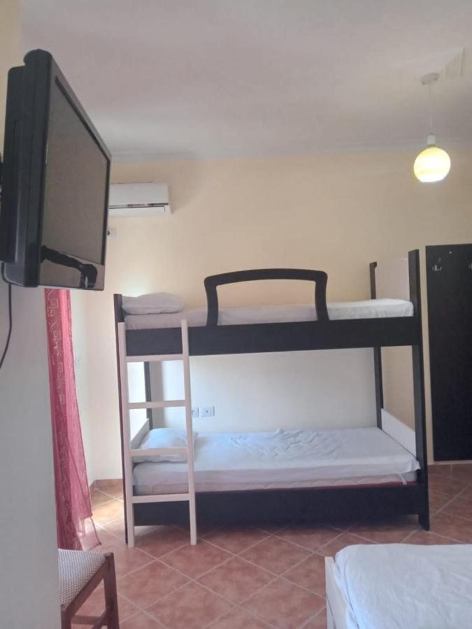 Ari Apartaments Влёра Экстерьер фото