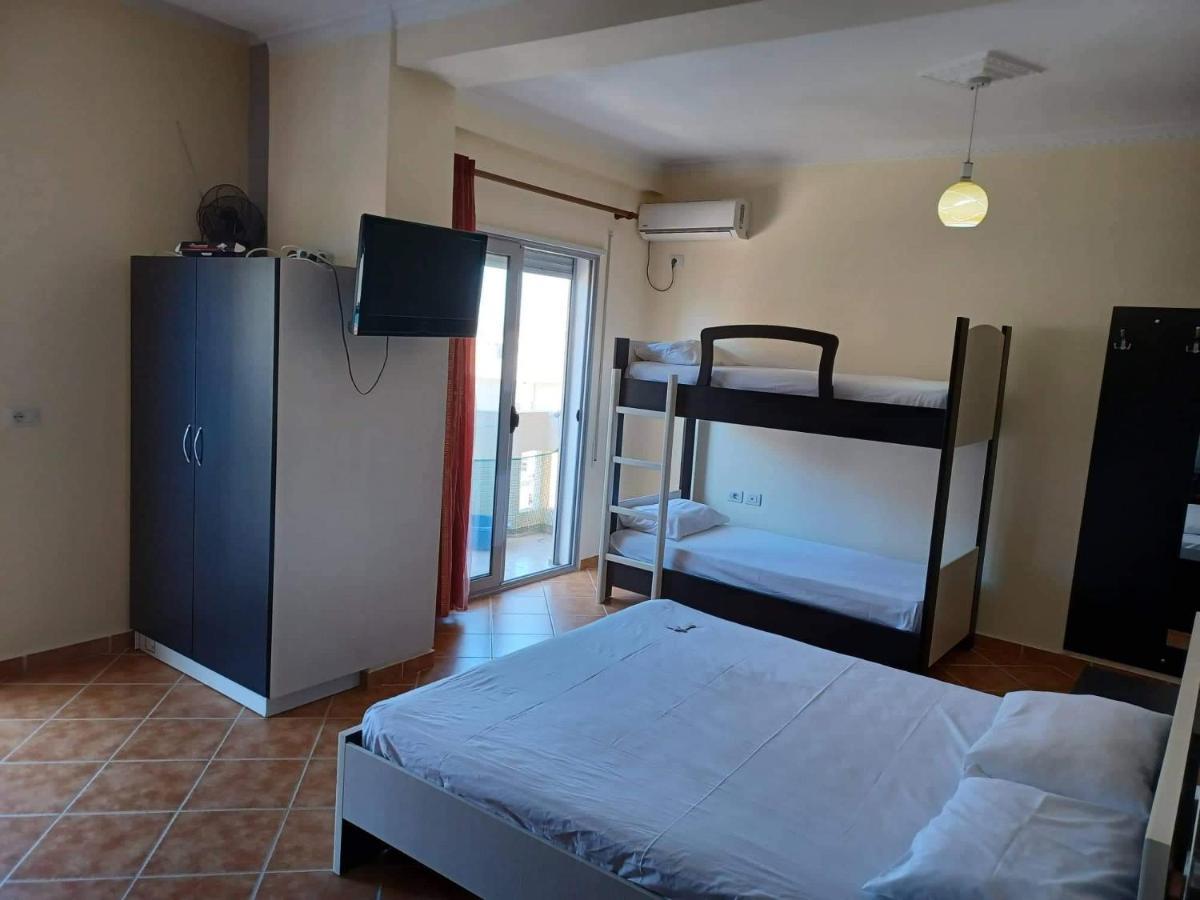 Ari Apartaments Влёра Экстерьер фото