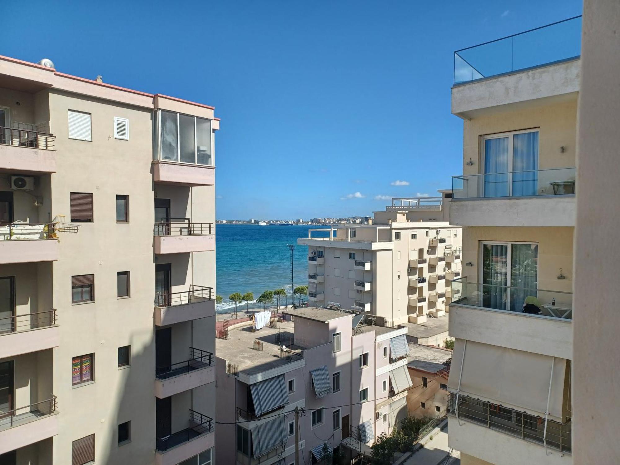 Ari Apartaments Влёра Экстерьер фото
