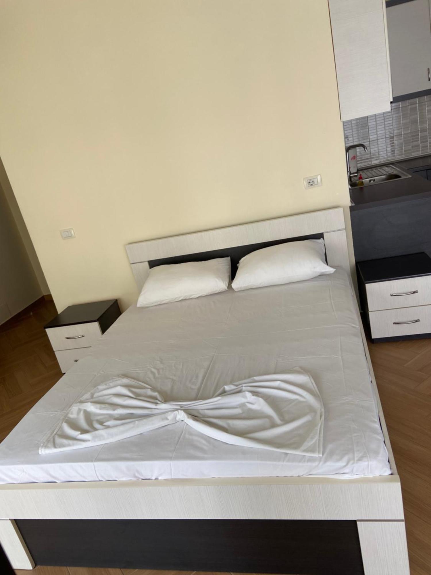 Ari Apartaments Влёра Экстерьер фото